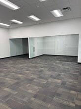 9535 NW 174th St, Hialeah, FL for lease Interior Photo- Image 2 of 10