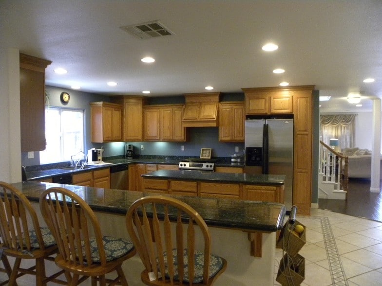 841 N Palm Ave, Upland, CA for sale - Interior Photo - Image 3 of 15