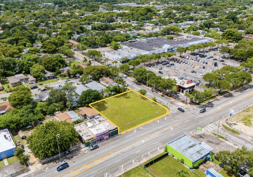 1090-1096 NW 54th St, Miami, FL for sale - Building Photo - Image 3 of 11