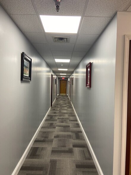 20120 Route 19, Cranberry Township, PA for lease - Building Photo - Image 3 of 4