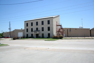 5007 3rd Street - Katy, TX - Warehouse