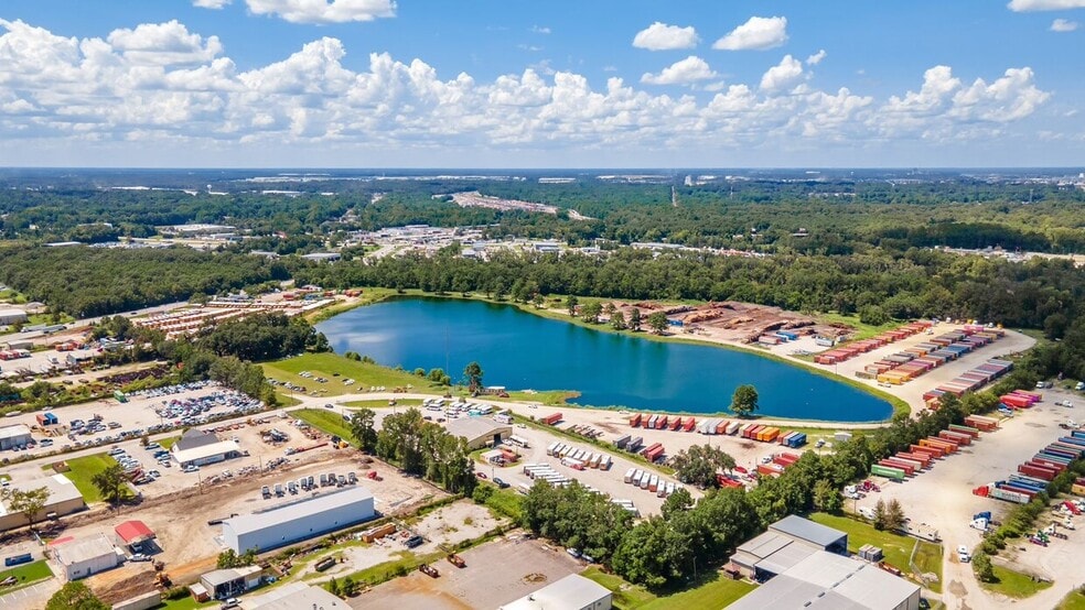 28 Telfair Pl, Savannah, GA for lease - Aerial - Image 3 of 5