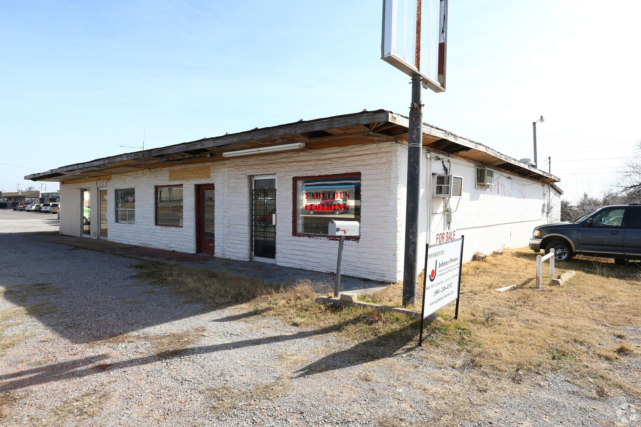 504 SW Lee Blvd, Lawton, OK for sale Primary Photo- Image 1 of 7