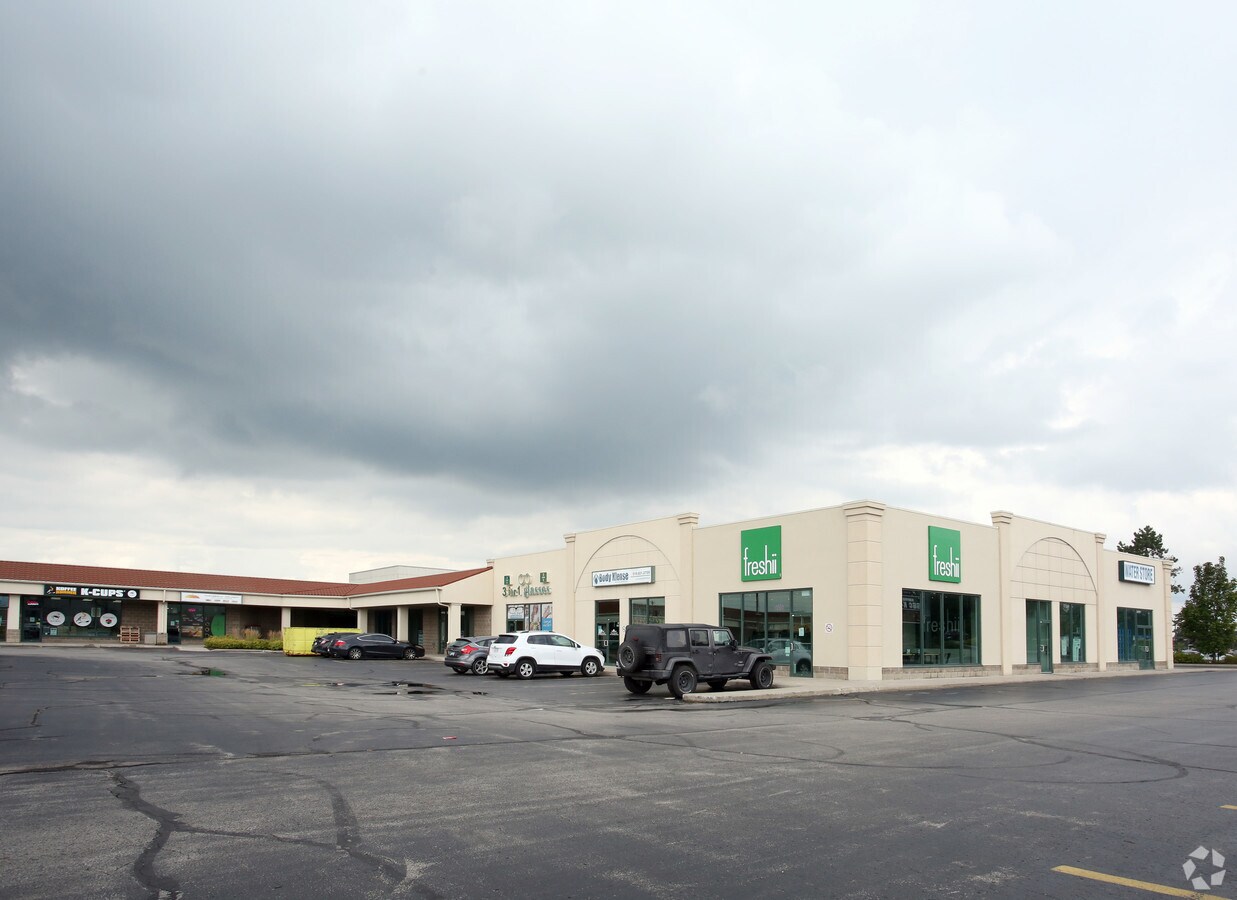 221 Woodlawn Rd W, Guelph, ON N1H 8P4 Retail for Lease