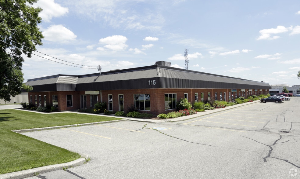 115 Randall Dr, Waterloo, ON for sale - Primary Photo - Image 1 of 1