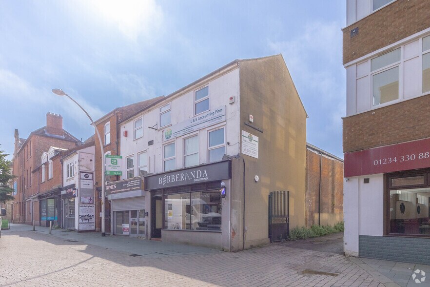 8 Lime St, Bedford for lease - Building Photo - Image 2 of 3