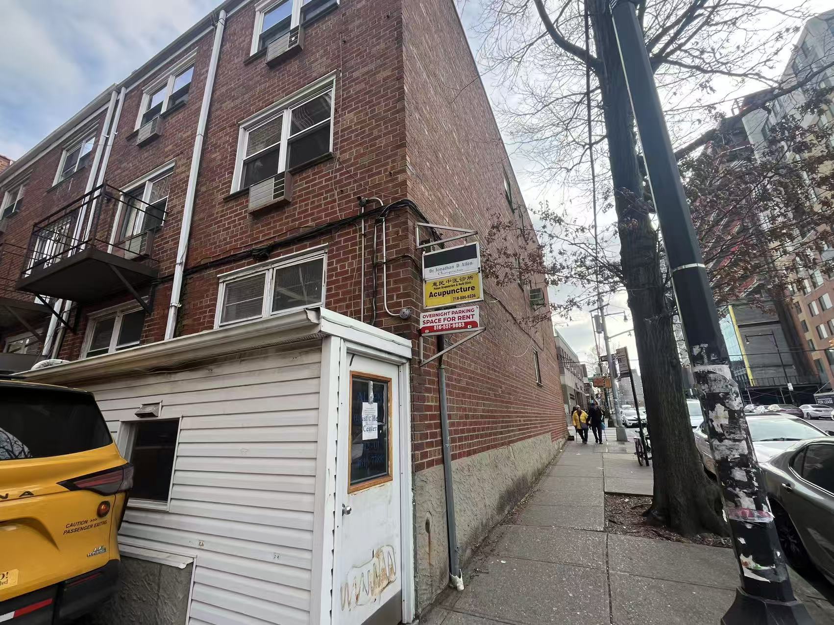 14201 37th Ave, Flushing, NY for lease Interior Photo- Image 1 of 7