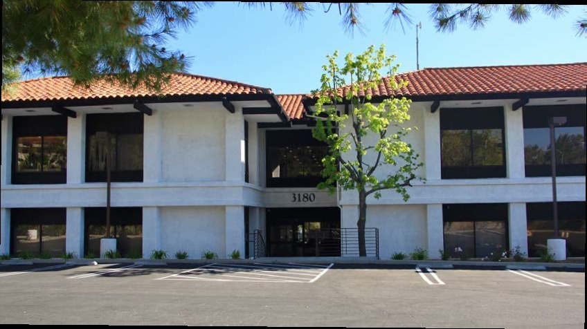 3180 Willow Ln, Thousand Oaks, CA for lease - Building Photo - Image 2 of 18