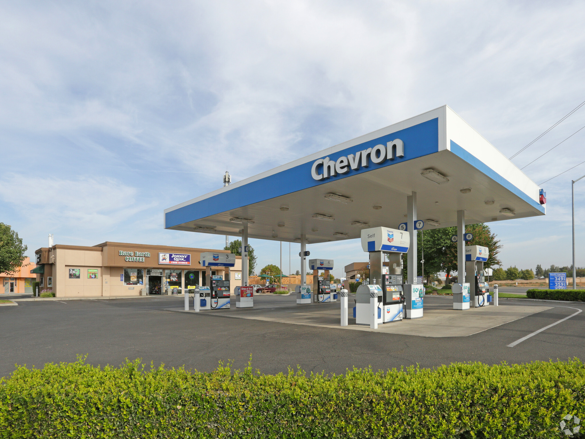 7505 N Willow Ave, Fresno, CA for lease Primary Photo- Image 1 of 9