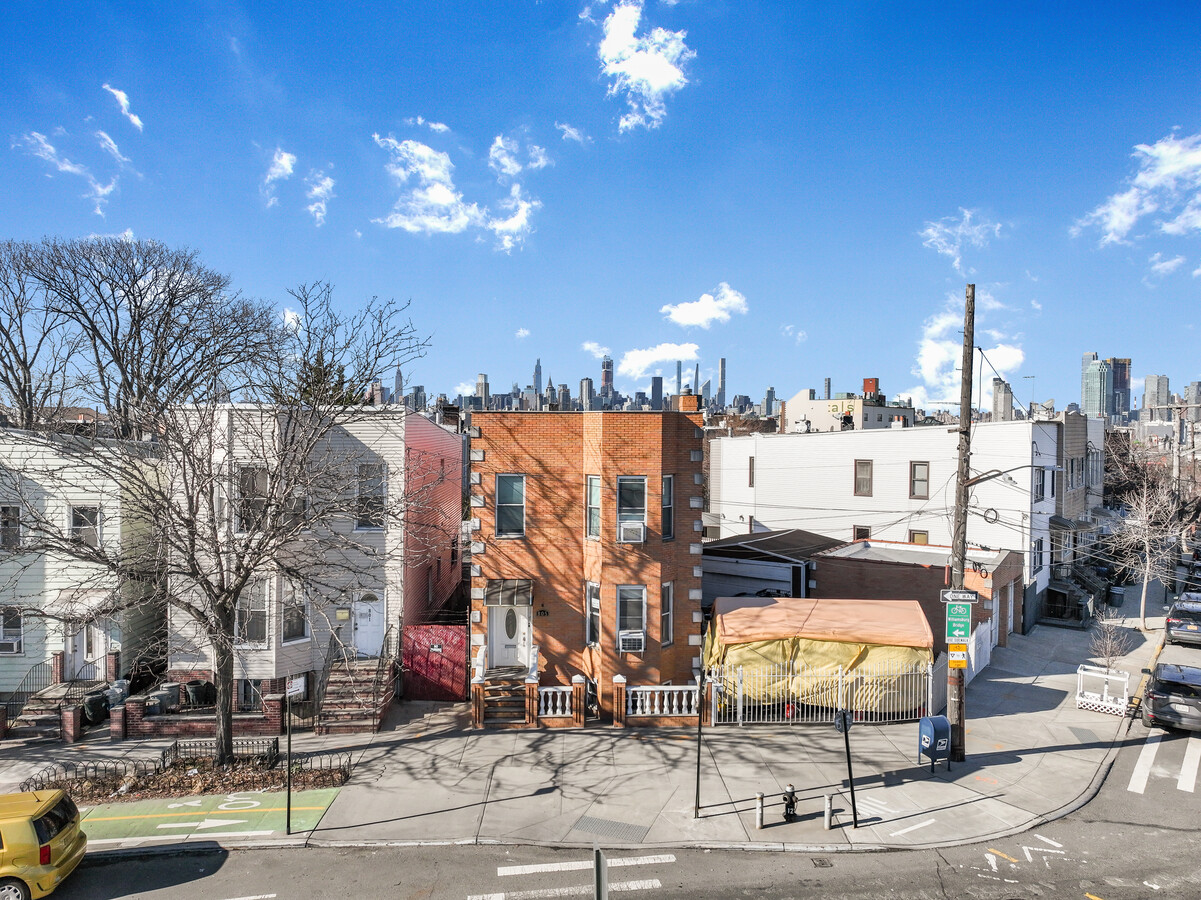 805 Meeker Ave, Brooklyn, NY 11222 Land for Sale