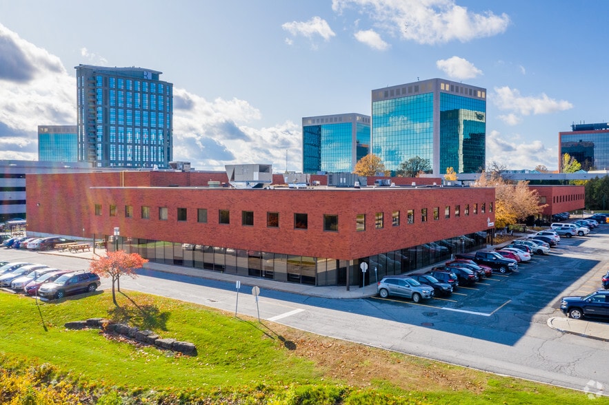 359 Terry Fox Dr, Ottawa, ON for lease - Building Photo - Image 2 of 6