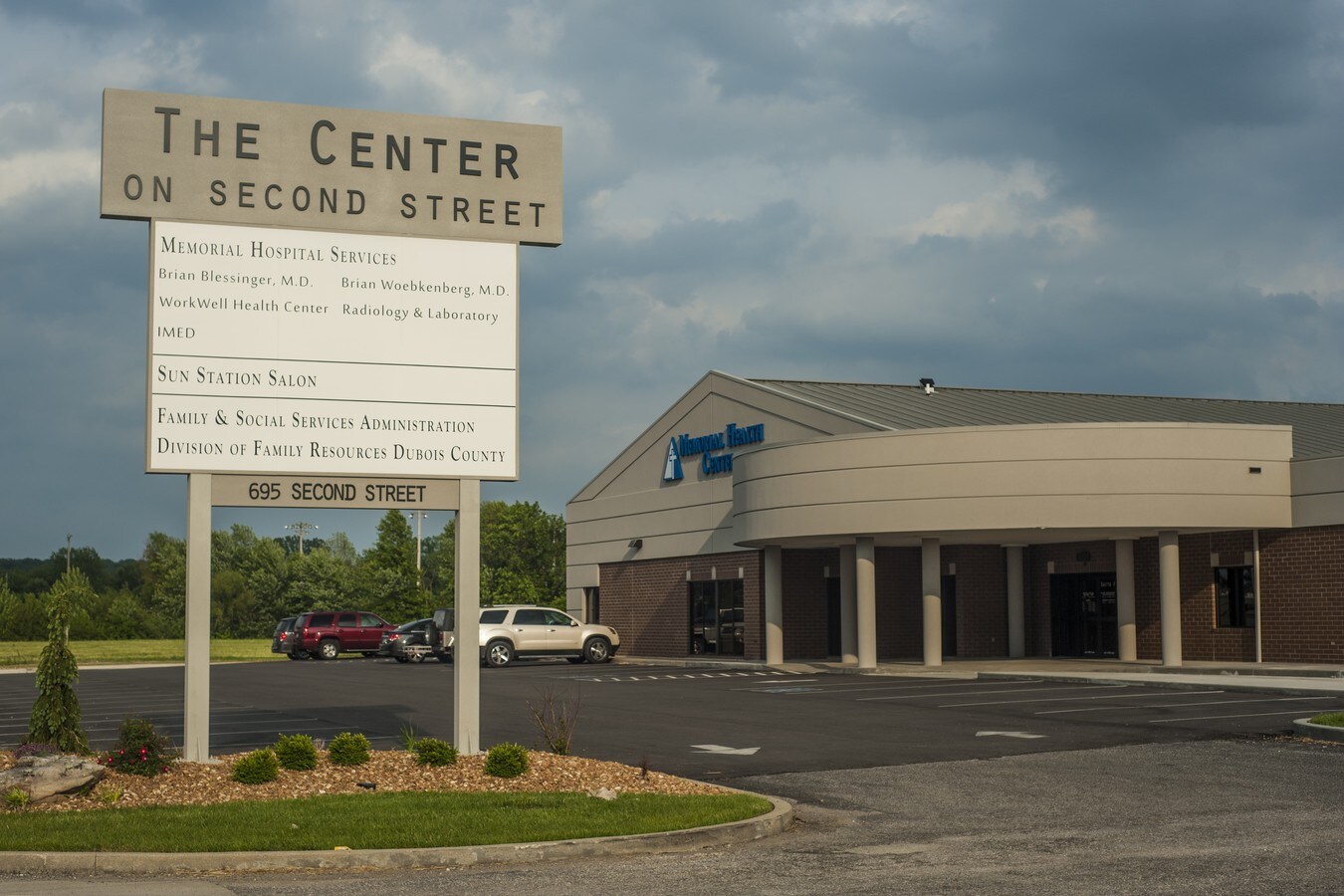 695 W 2nd Ave, Jasper, IN 47546