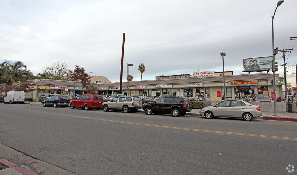 20263 Saticoy St, Winnetka, CA for sale - Primary Photo - Image 1 of 1