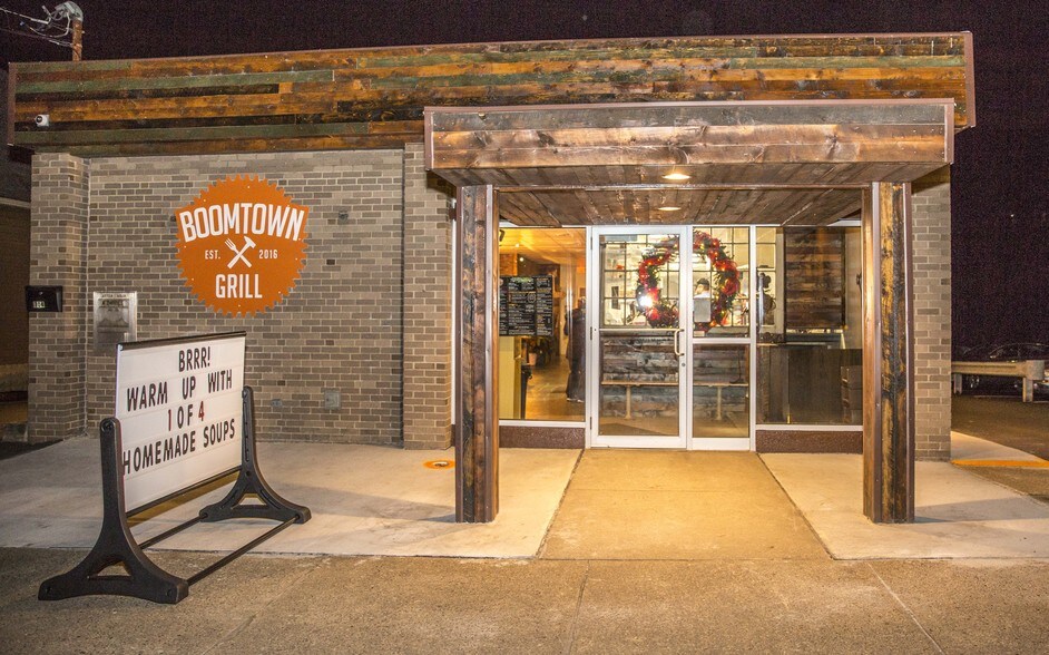 704 Main St, Bentleyville, PA 15314