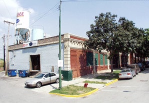 2700 N Campbell Ave, Chicago IL - Brewery