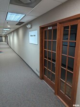 456 Fulton St, Peoria, IL for lease Interior Photo- Image 1 of 10