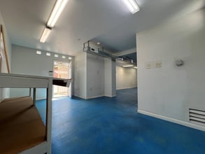 46 E Monterey Way, Phoenix, AZ for lease Interior Photo- Image 2 of 4