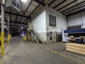 467 Lakeshore Pky, Rock Hill, SC for lease Interior Photo- Image 1 of 17