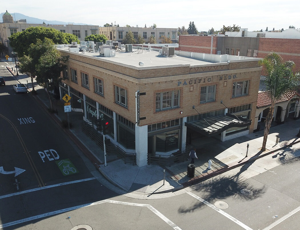 223-227 N Broadway St, Santa Ana, CA for lease Building Photo- Image 1 of 11