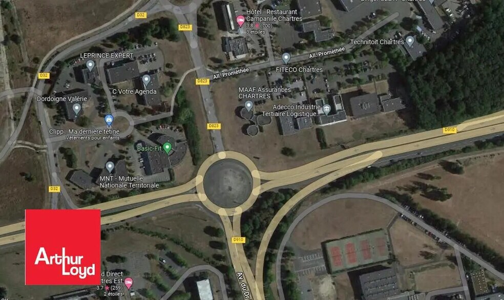 Office in Chartres for lease - Building Photo - Image 1 of 2