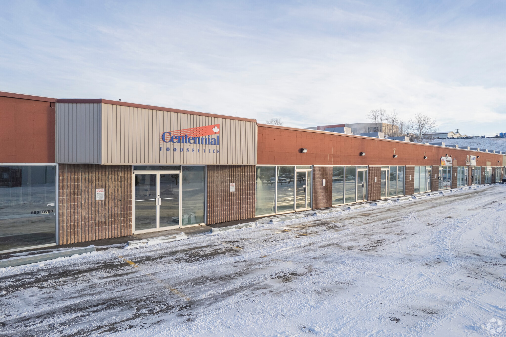 4412 Manilla Rd SE, Calgary, AB for sale Primary Photo- Image 1 of 17