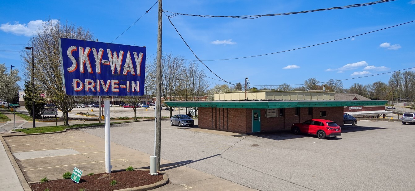2781 W Market St, Akron, OH for sale Building Photo- Image 1 of 2