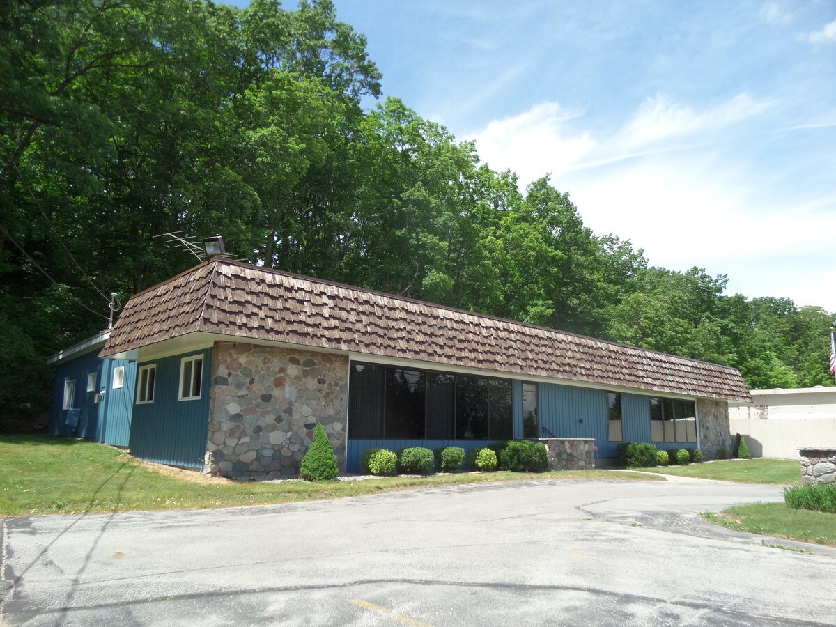 3639 Cass Rd, Traverse City, MI 49684 Office for Lease