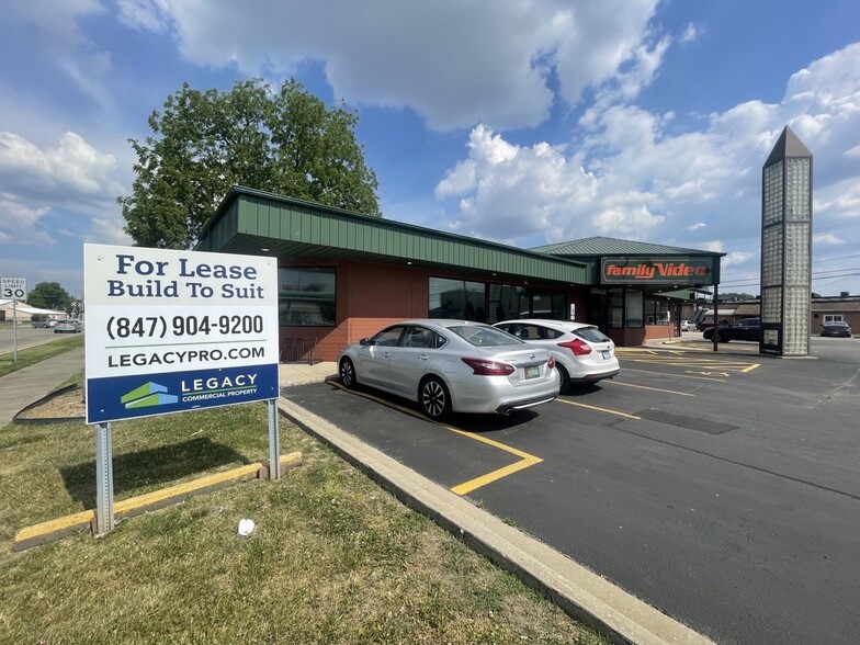 210 N Main St, Chatham, IL for lease - Building Photo - Image 1 of 4