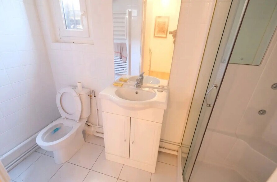 Office in Pantin for lease - Interior Photo - Image 3 of 5