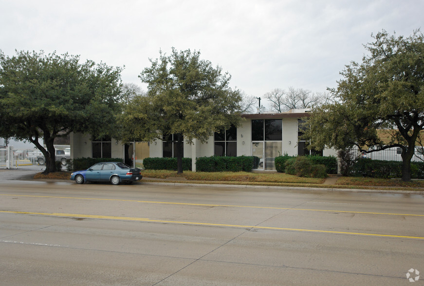 1821-1825 N Beckley Ave, Dallas, TX for lease - Primary Photo - Image 1 of 3