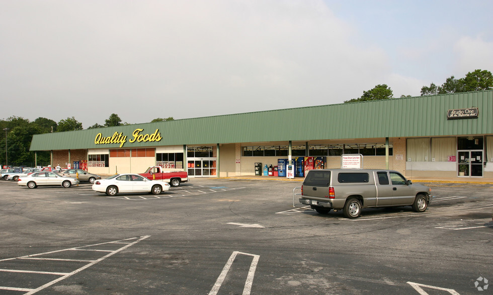 208 N Broad St, Winder, GA for lease - Building Photo - Image 1 of 1