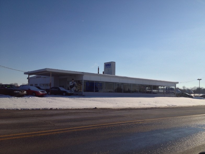 904 E State Route 71, Newark, IL for sale - Building Photo - Image 1 of 1