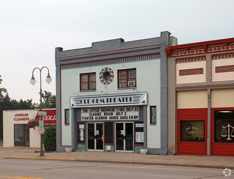 116 S Knowles Ave, New Richmond, WI for sale - Primary Photo - Image 1 of 1