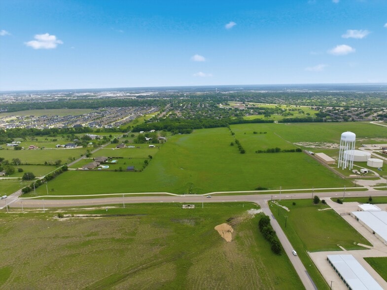 Warren Rd Development Land, Hewitt, TX for sale - Primary Photo - Image 1 of 6
