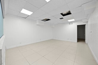 1940 Harrison St, Hollywood, FL for lease Interior Photo- Image 2 of 10