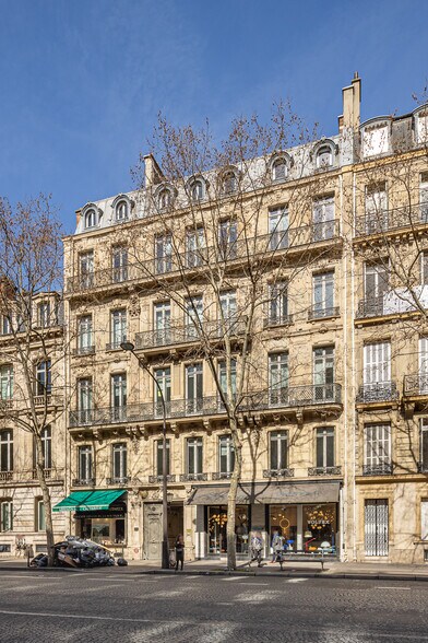 140 Boulevard Haussmann, Paris for lease - Building Photo - Image 3 of 6