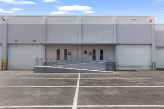 7950-7966 NW 14th St, Miami, FL for lease Building Photo- Image 2 of 6