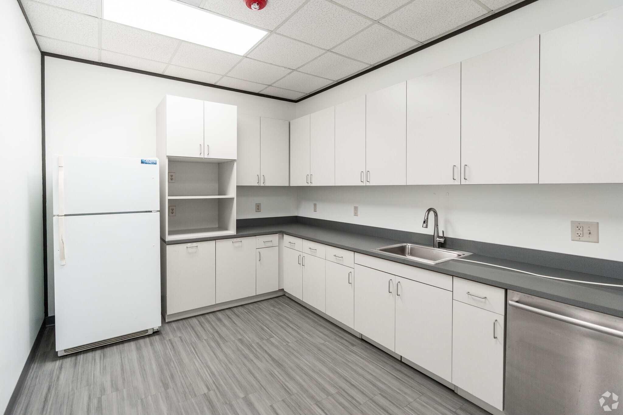 4600 Marriott Dr, Raleigh, NC for lease Interior Photo- Image 1 of 9