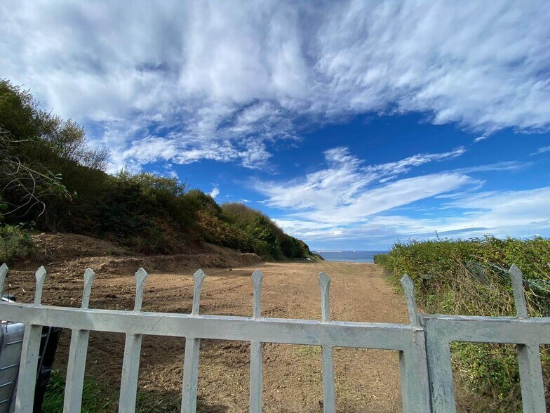 Camino Peñarrubia, 337, Gijón, Asturias for lease - Building Photo - Image 3 of 26