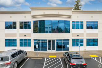 4800 NW Camas Meadows Dr, Camas, WA for lease Building Photo- Image 2 of 4