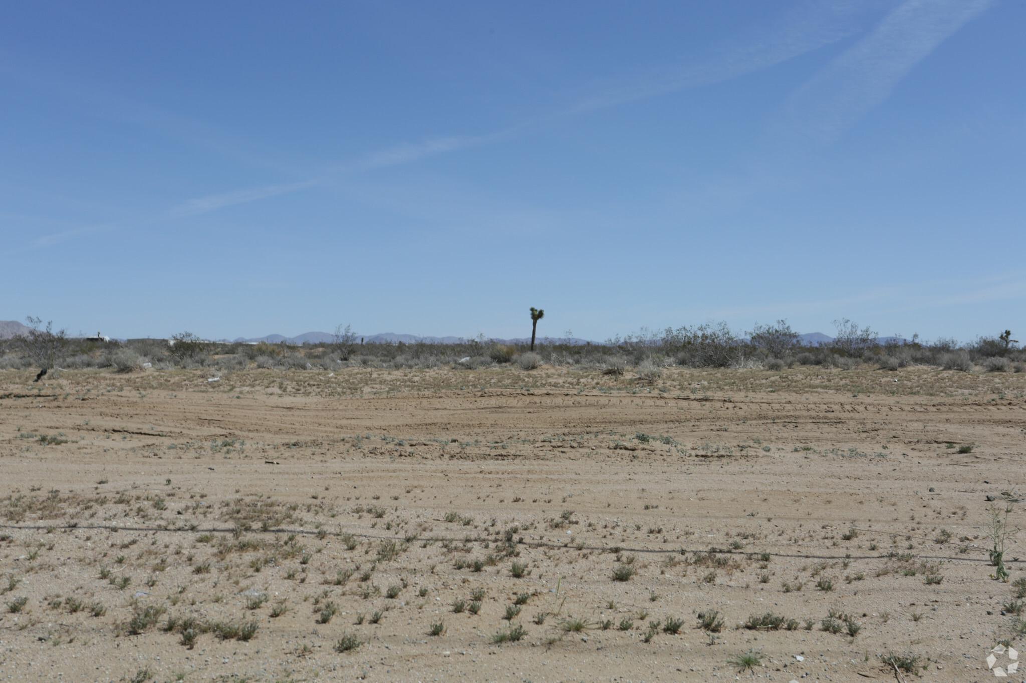 Adelanto Rd, Adelanto, CA for lease Primary Photo- Image 1 of 12