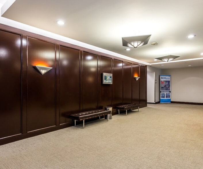 2295 Parklake Dr NE, Atlanta, GA for lease - Lobby - Image 3 of 4