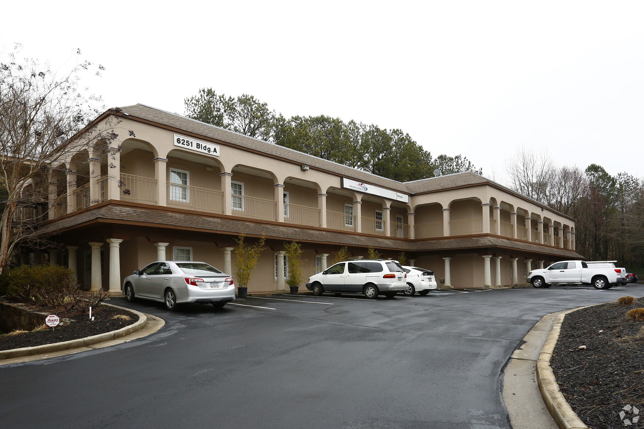 6251 Smithpointe Dr, Peachtree Corners, GA for lease Primary Photo- Image 1 of 7