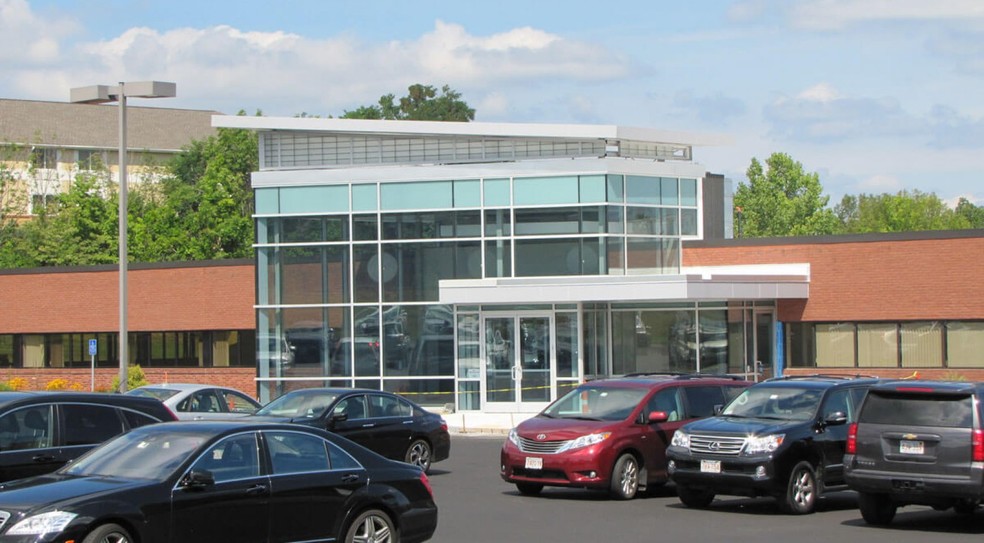 2400 Computer Dr, Westborough, MA for lease - Primary Photo - Image 1 of 6