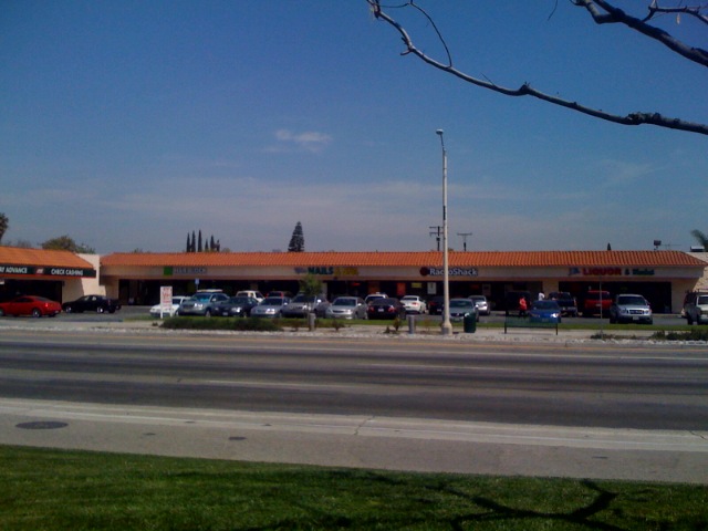 8701-8729 Washington Blvd, Pico Rivera, CA for lease - Building Photo - Image 1 of 2