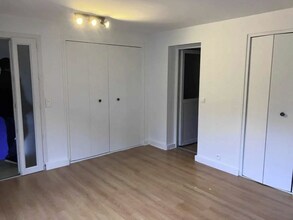 24 Rue Des Moulineaux, Suresnes for lease Interior Photo- Image 2 of 4