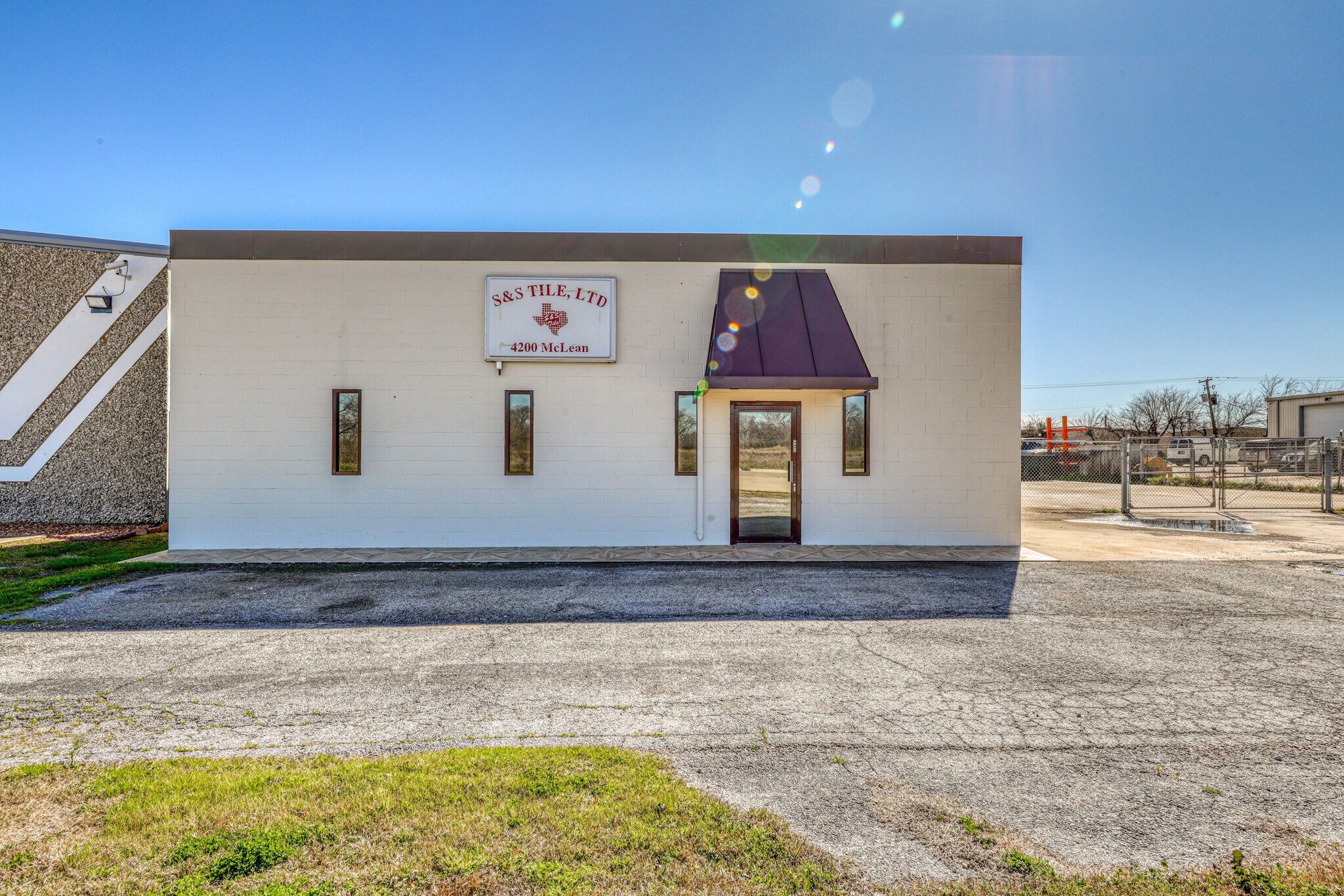 4200 Glenview Dr, Haltom City, TX for sale Primary Photo- Image 1 of 1