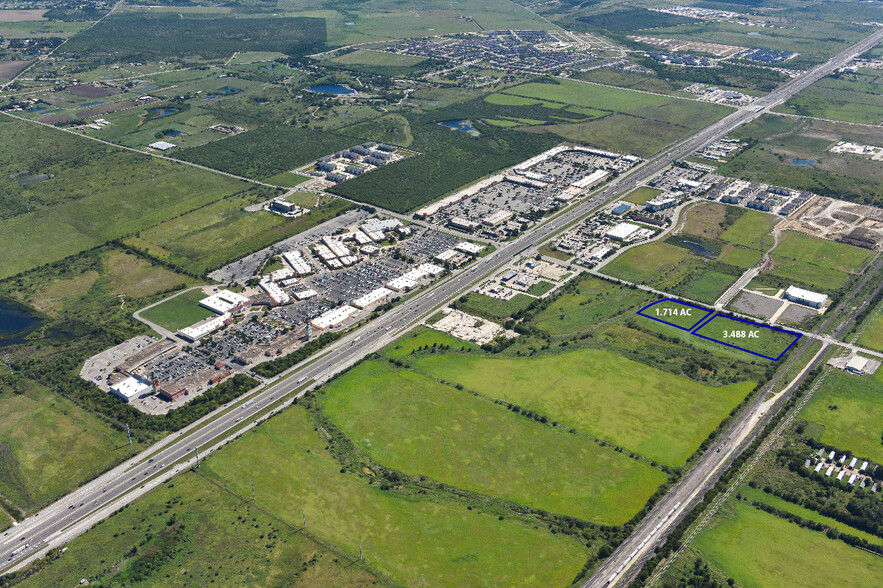 Center Point Road, San Marcos, TX for sale - Building Photo - Image 1 of 6