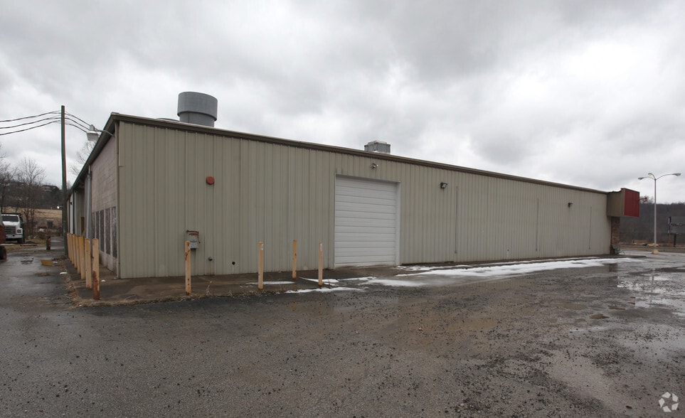 1325 Wolohan Dr, Ashland, KY for lease - Building Photo - Image 3 of 3