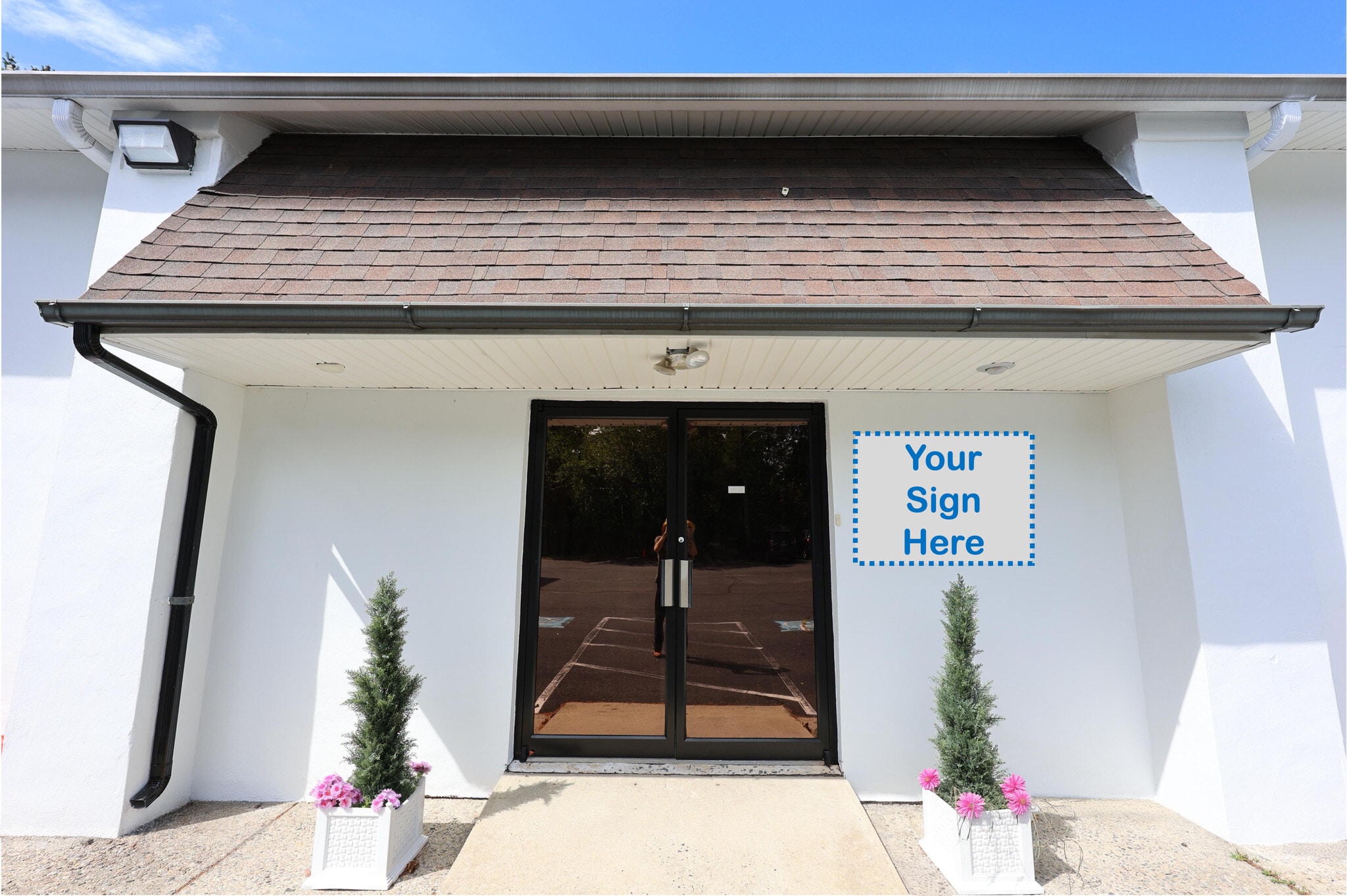 50 Princeton Hightstown Rd, Princeton Junction, NJ for lease Interior Photo- Image 1 of 8